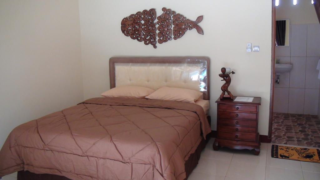 Villa Yukie Senggigi Montongbuwoh 客房 照片