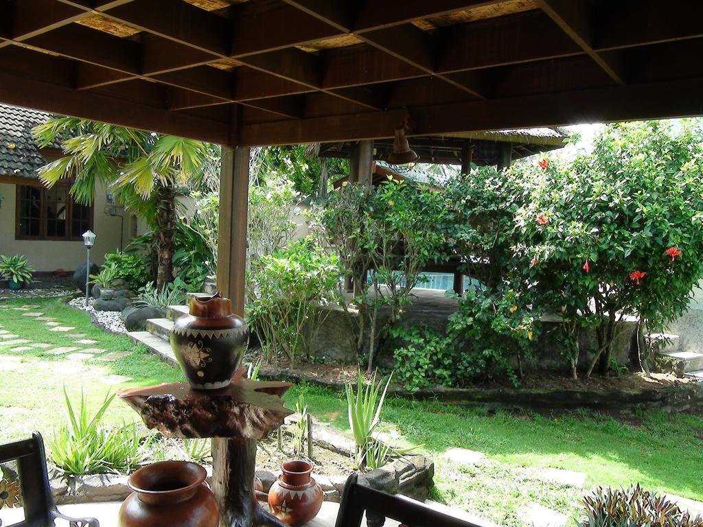Villa Yukie Senggigi Montongbuwoh 客房 照片
