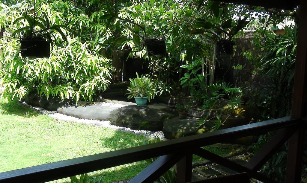 Villa Yukie Senggigi Montongbuwoh 外观 照片