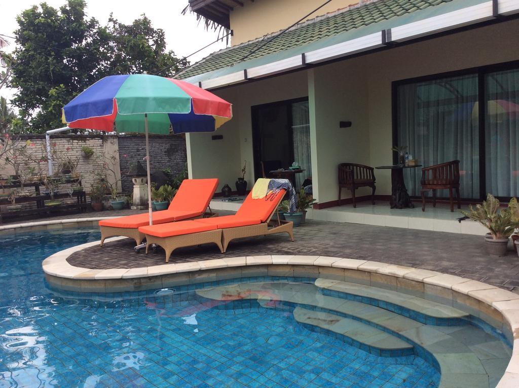 Villa Yukie Senggigi Montongbuwoh 外观 照片